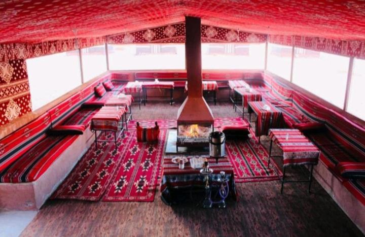 Moon City Camp Wadi Rum Buitenkant foto