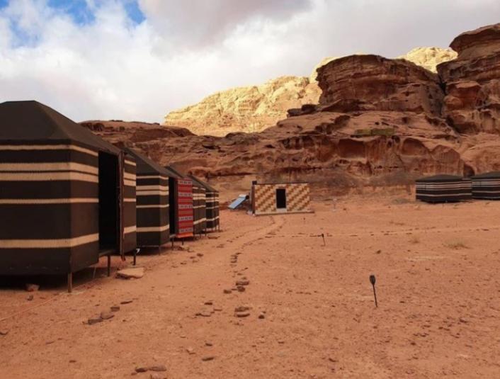 Moon City Camp Wadi Rum Buitenkant foto