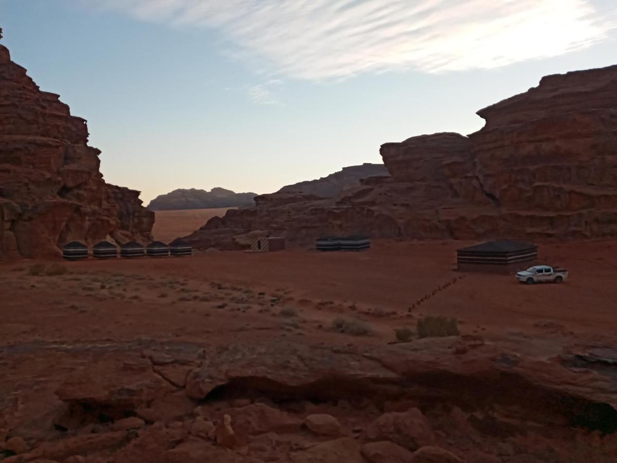 Moon City Camp Wadi Rum Buitenkant foto